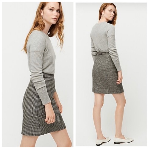 J. Crew Dresses & Skirts - J crew 4 miniskirt wool and cashmere. Warm & snug!